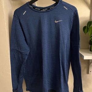 Nike Men's Long Sleeve Shirt in Deep Blue